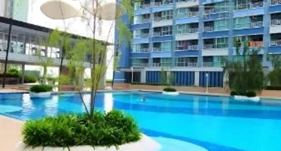 Condo en alquiler de 2 habitaciones 