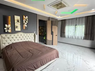出售 6 卧室 别墅 在 Bang Lamung, Chon Buri