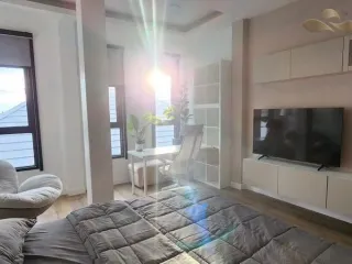Villa en alquiler de 5 habitaciones en Bang Lamung, Chonburi