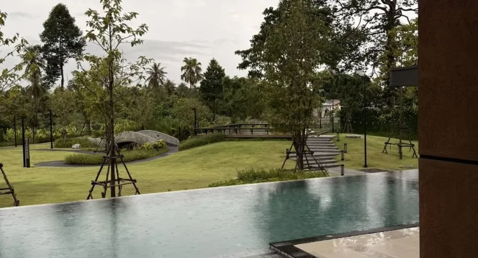 Casa en alquiler de 4 habitaciones en Bang Lamung, Chonburi