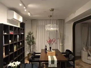 Casa en alquiler de 4 habitaciones en Bang Lamung, Chonburi