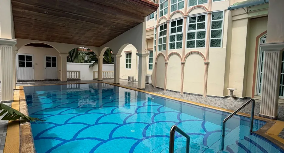 出售 4 卧室 别墅 在 Bang Lamung, Chon Buri