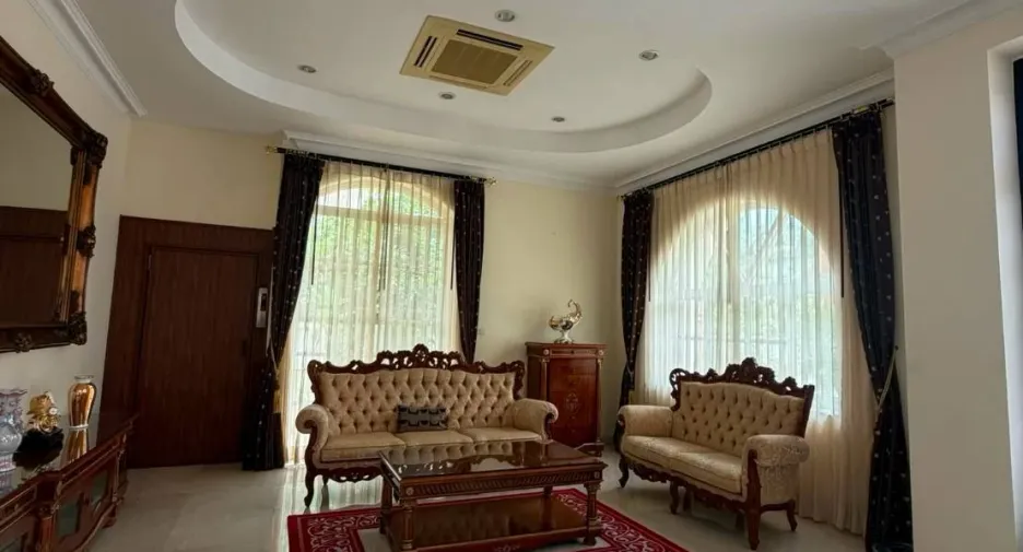 出售 4 卧室 别墅 在 Bang Lamung, Chon Buri