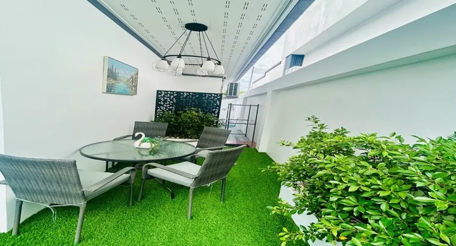 Villa en alquiler de 3 habitaciones en Bang Lamung, Chonburi