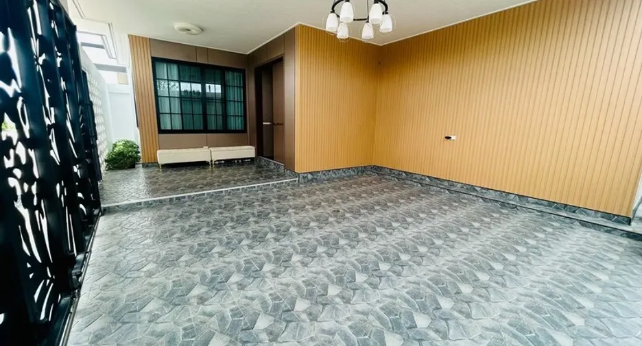 Villa en alquiler de 3 habitaciones en Bang Lamung, Chonburi