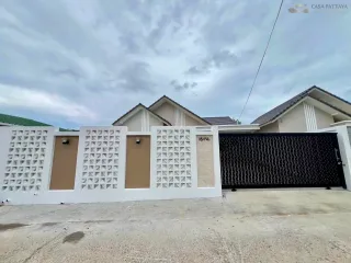 Villa zum Kauf mit 3 Zimmer in Bang Lamung, Chonburi
