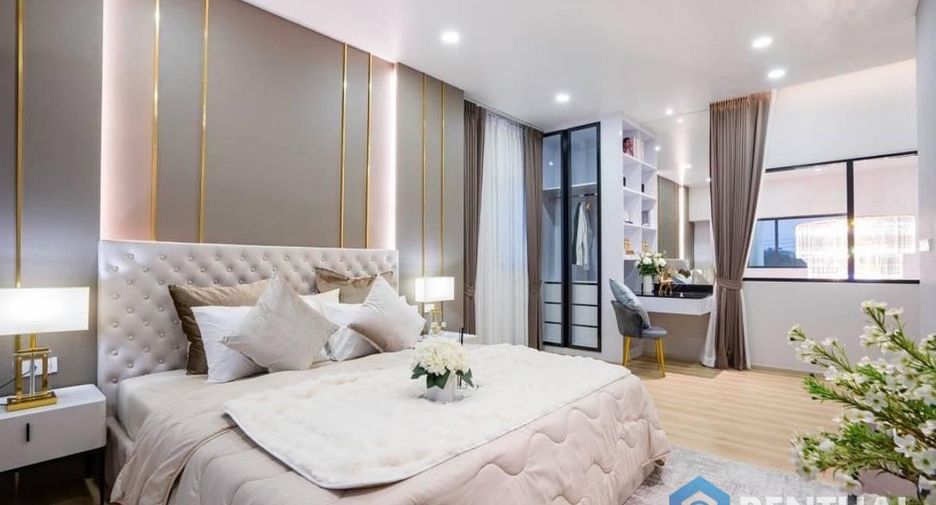 Casa en alquiler de 4 habitaciones en Huay Yai, Pattaya