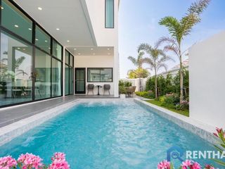 Casa en alquiler de 4 habitaciones en Bang Lamung, Chonburi