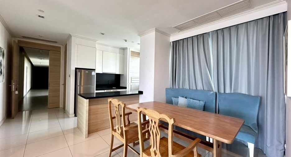 For rent 2 bedrooms condo in Jomtien, Pattaya