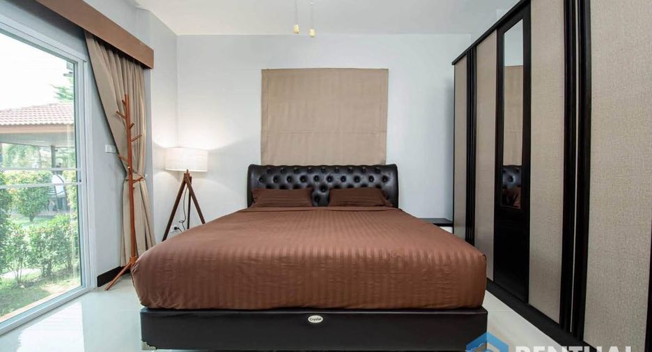 Casa en alquiler de 6 habitaciones en Bang Lamung, Chonburi