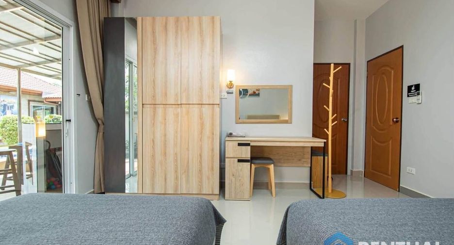 Casa en alquiler de 6 habitaciones en Bang Lamung, Chonburi