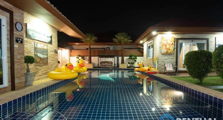 Casa en alquiler de 6 habitaciones en Bang Lamung, Chonburi