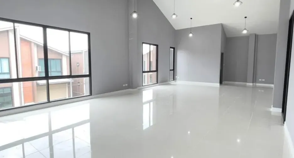 Büro zum Kauf in Phutthamonthon, Nakhon Pathom