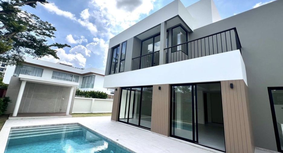 For sale 4 bedrooms villa in Mueang Phuket, Phuket