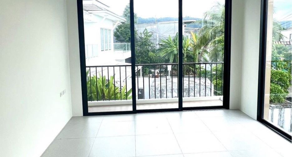 For sale 4 bedrooms villa in Mueang Phuket, Phuket