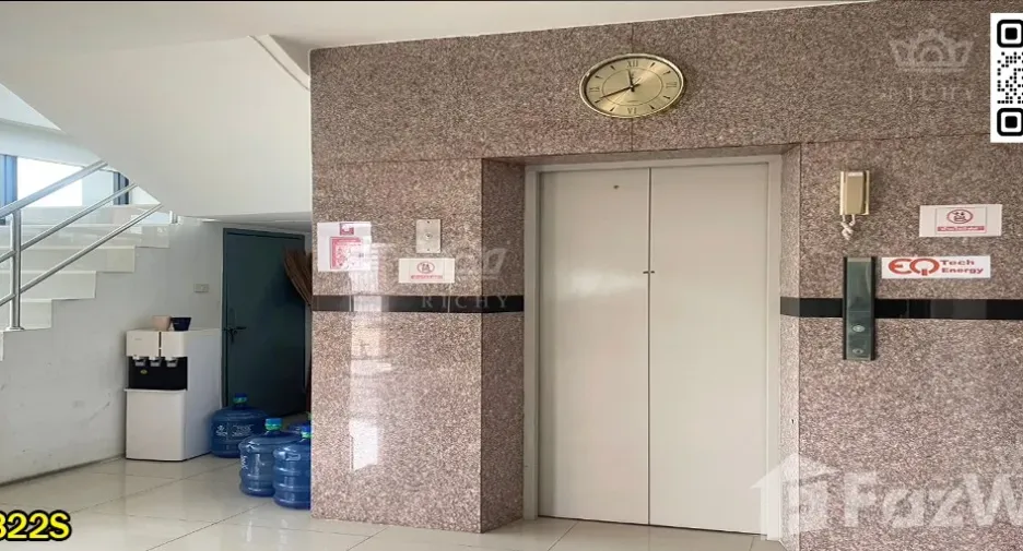 Haus zum Kauf mit Studio in Krathum Baen, Samut Sakhon