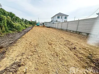 出售 土地 在 Sam Phran, Nakhon Pathom