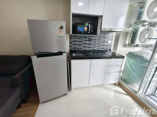 À vendre 2 chambres condo à Bang Na, Bangkok