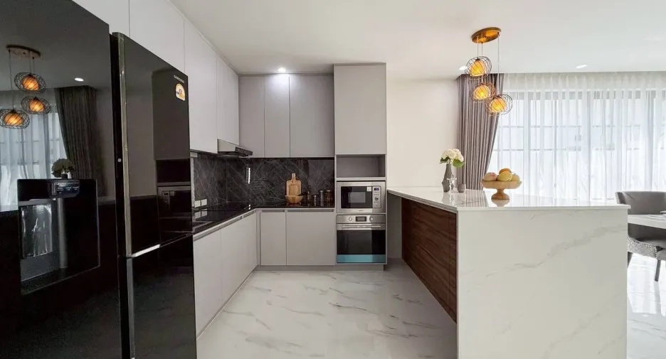 Villa zum Kauf mit 3 Zimmer in Kathu, Phuket