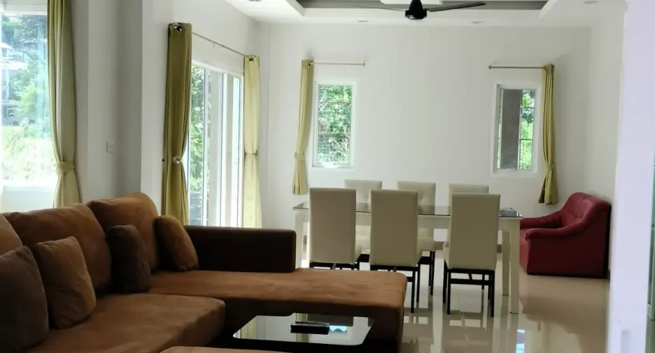 Casa en alquiler de 4 habitaciones en Kathu, Phuket