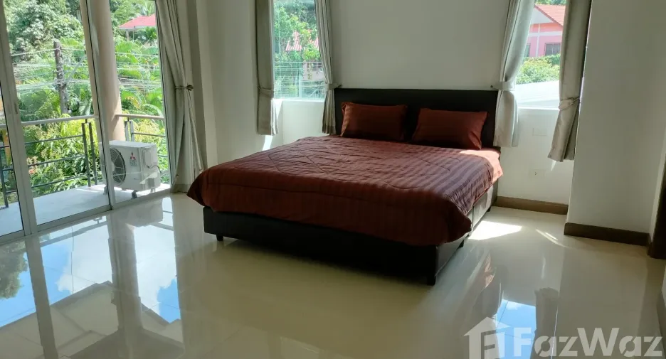 Casa en alquiler de 4 habitaciones en Kathu, Phuket