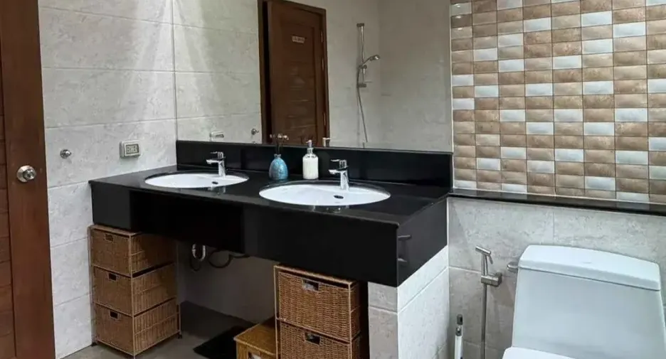 Продажа 3 спальни вилла в Huay Yai, Паттайя
