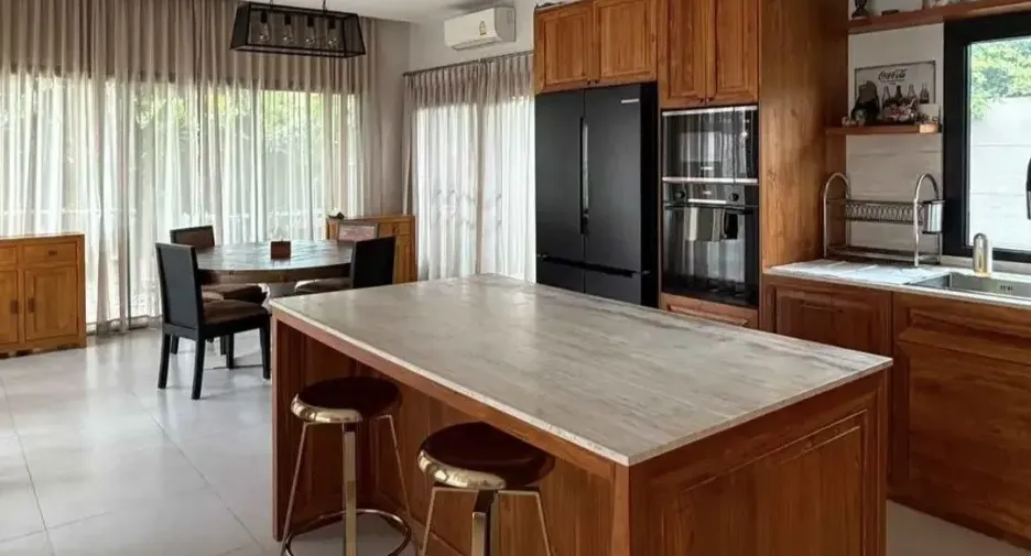 Продажа 3 спальни вилла в Huay Yai, Паттайя