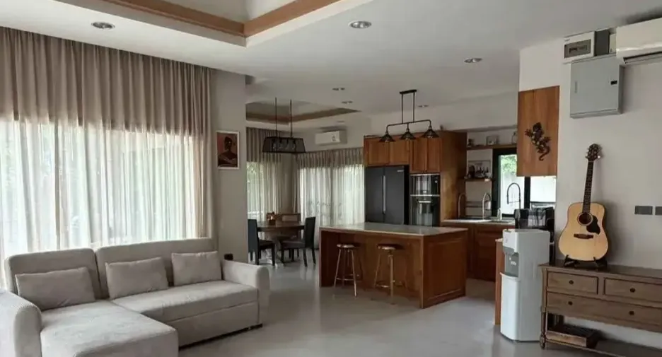 Продажа 3 спальни вилла в Huay Yai, Паттайя