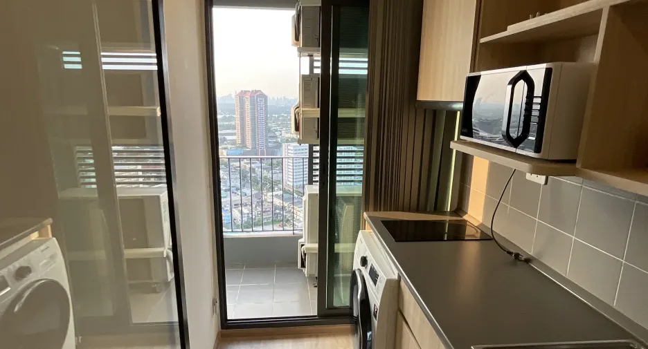Wohnung zur Miete mit 2 Zimmer in Bang Na, Bangkok