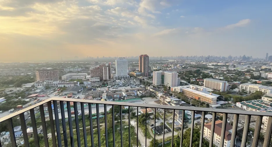 Wohnung zur Miete mit 2 Zimmer in Bang Na, Bangkok