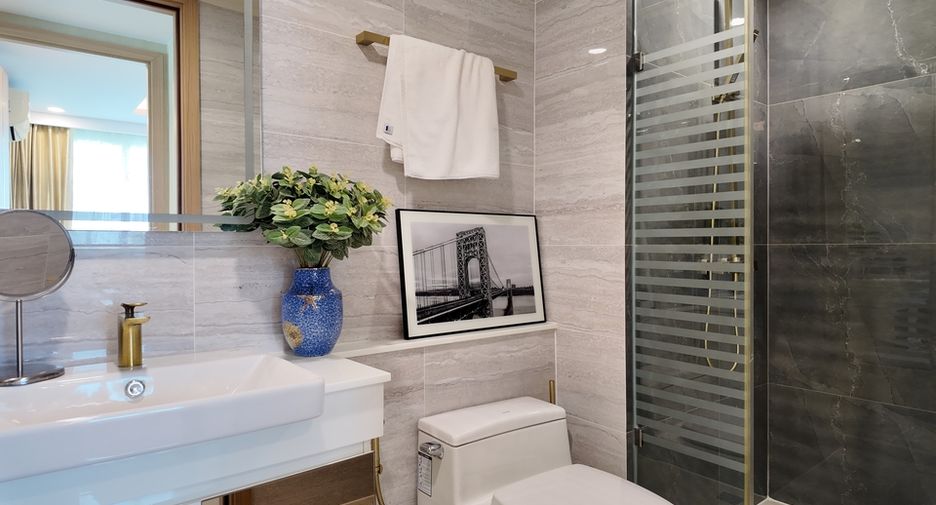 À vendre 2 chambres condo à Jomtien, Pattaya