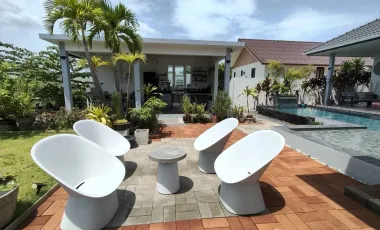 À vendre 4 chambres villa à Hua Hin, Prachuap Khiri Khan