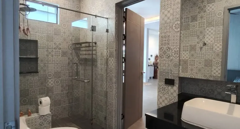 À vendre 4 chambres villa à Hua Hin, Prachuap Khiri Khan