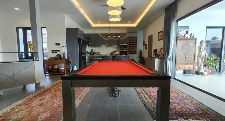 À vendre 4 chambres villa à Hua Hin, Prachuap Khiri Khan
