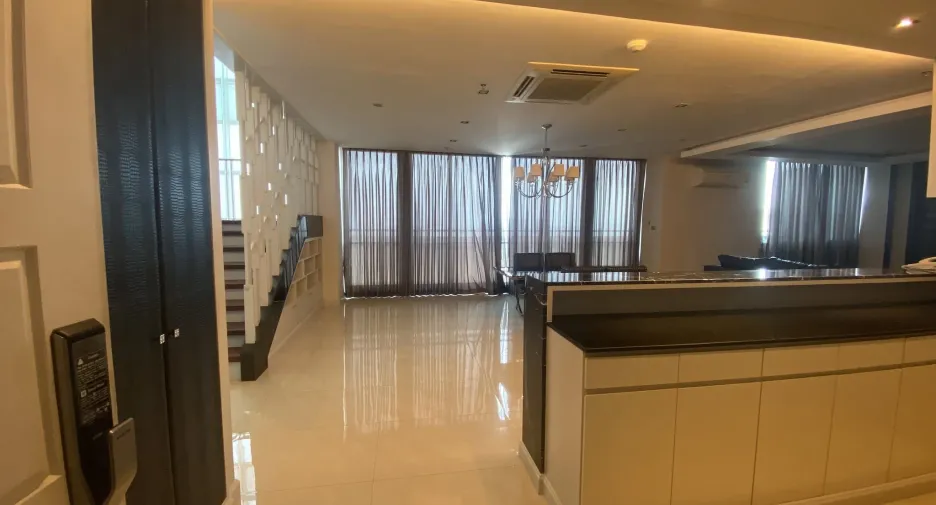 出租 3 卧室 公寓 在 Bang Kapi, 曼谷