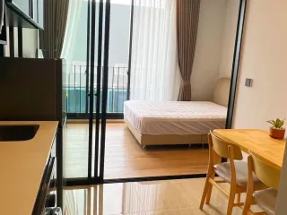 For sale studio condo in Phaya Thai, Bangkok