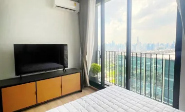 For sale studio condo in Phaya Thai, Bangkok