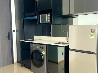 For sale studio condo in Phaya Thai, Bangkok