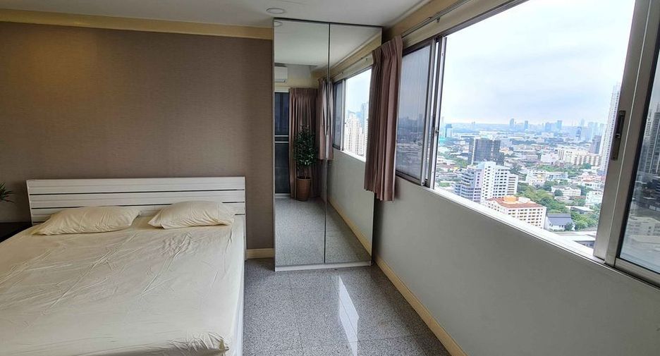 For rent and for sale 2 bedrooms condo in Khlong Toei, Bangkok