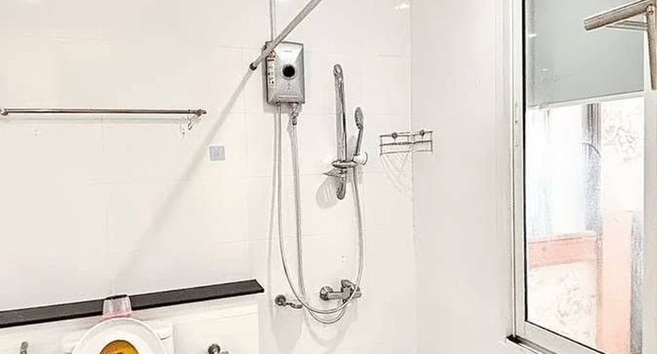 For rent 2 bedrooms condo in Bang Na, Bangkok