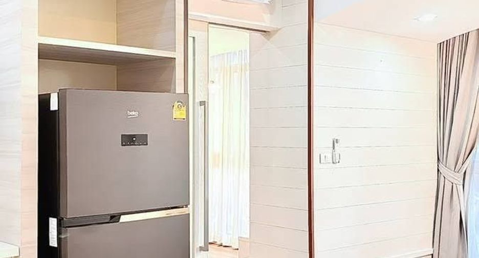 For rent 2 bedrooms condo in Bang Na, Bangkok