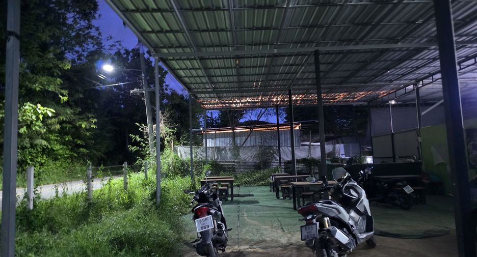 ให้เช่า 2 ห้องนอน พื้นที่ค้าปลีก ใน บางละมุง, ชลบุรี