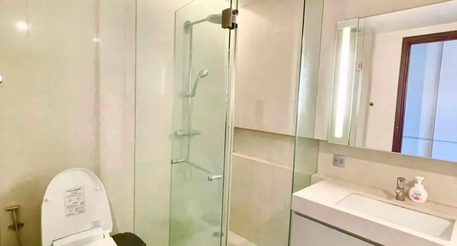 Wohnung zum Kauf und zur Miete mit 1 Zimmer in Watthana, Bangkok