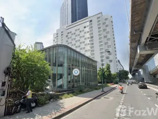 For rent retail Space in Bang Rak, Bangkok