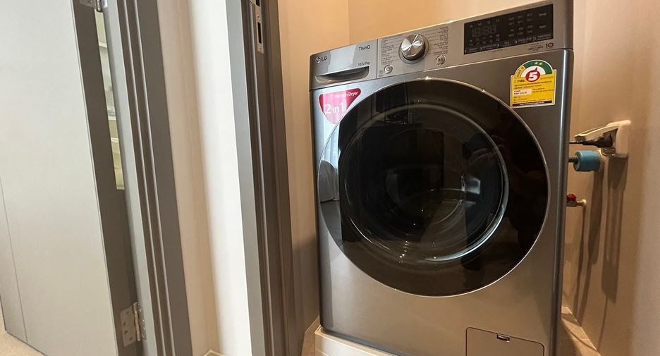 For rent 1 bed condo in Khlong Toei, Bangkok