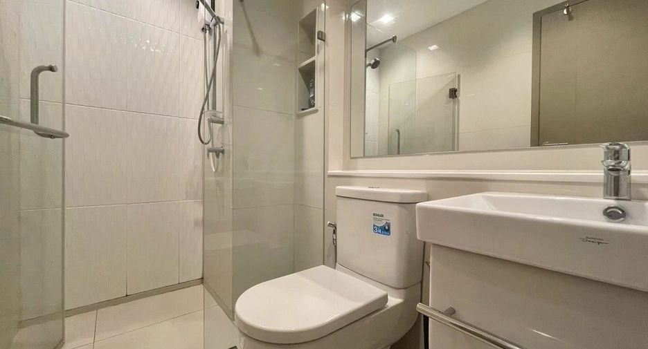 À louer 1 chambre condo à Huai Khwang, Bangkok