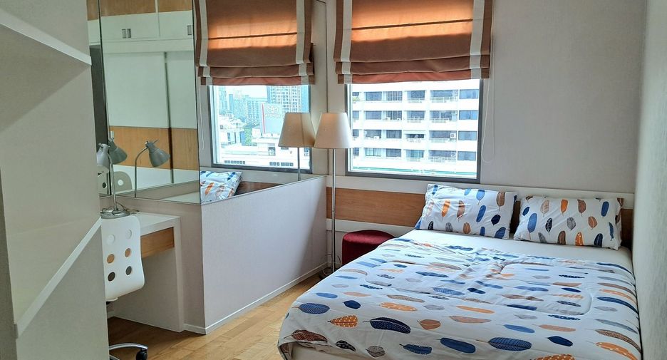 For rent 2 bedrooms condo in Khlong Toei, Bangkok