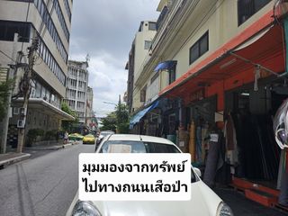 出售 公寓 联排别墅 在 Samphanthawong, 曼谷