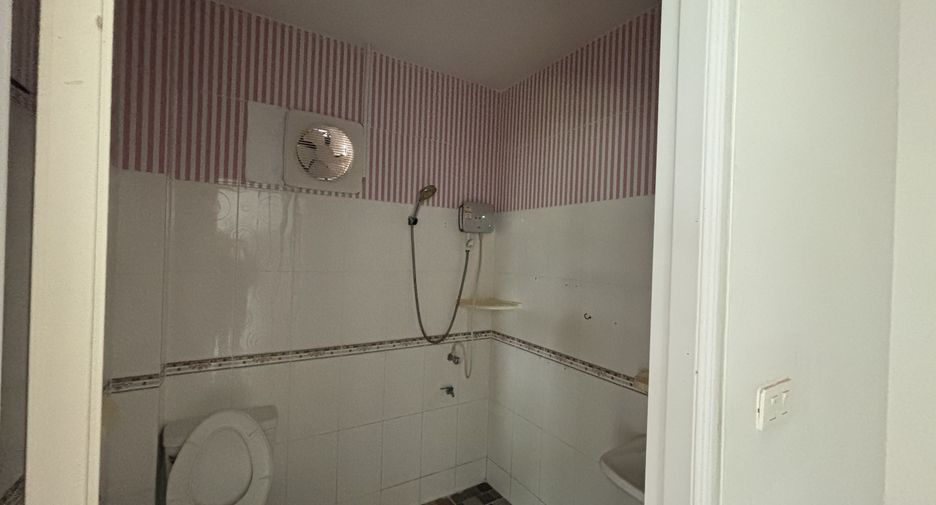 For rent 2 ベッドルーム house in Mueang Phuket, Phuket