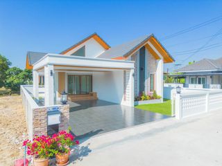 For sale 3 bedrooms house in Saraphi, Chiang Mai